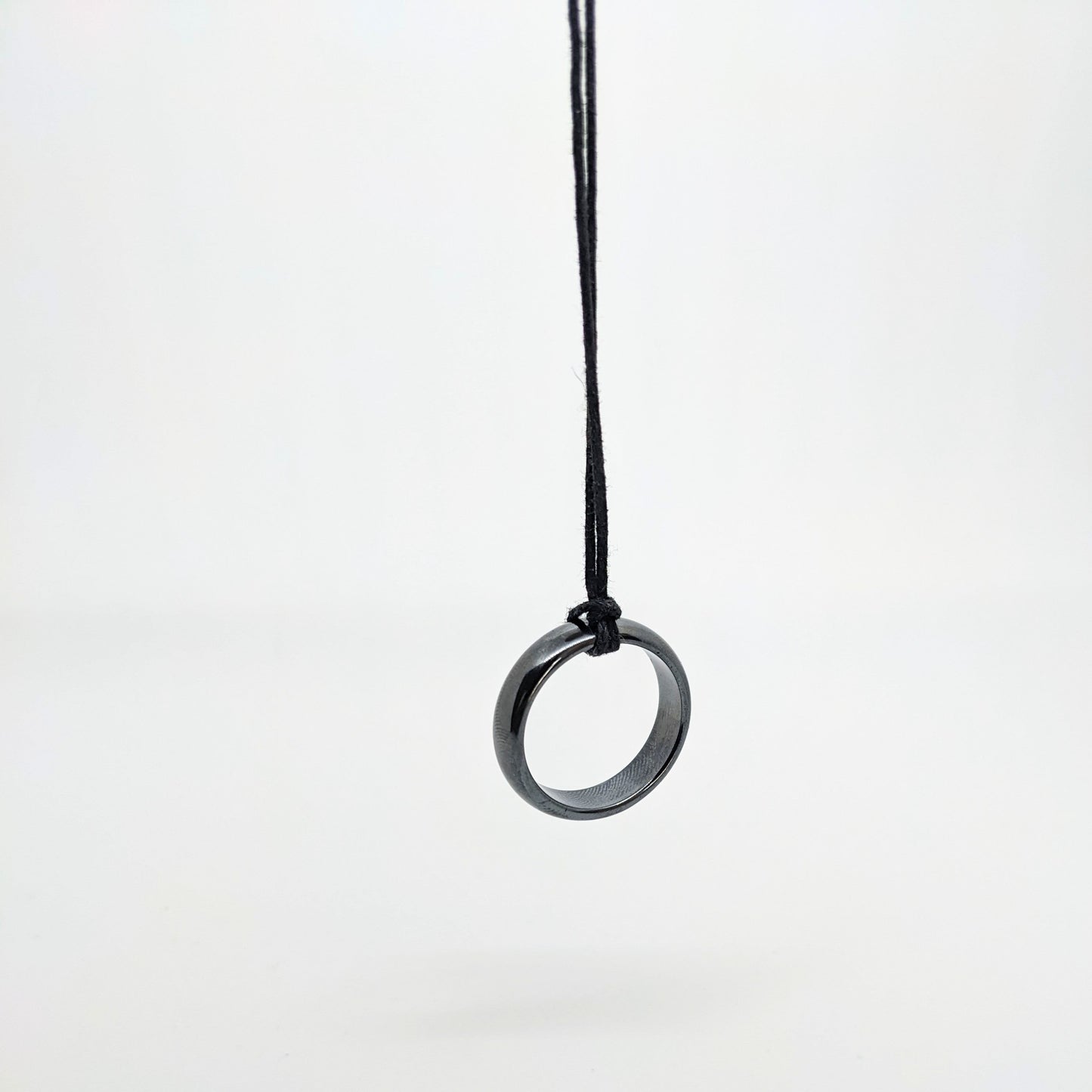collier en hématite protection